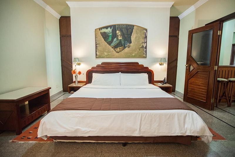 Oscar Gold Hotel 4*